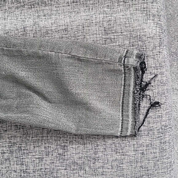 Old Navy Rockstar Super Skinny Jeans - Picture 4 of 8